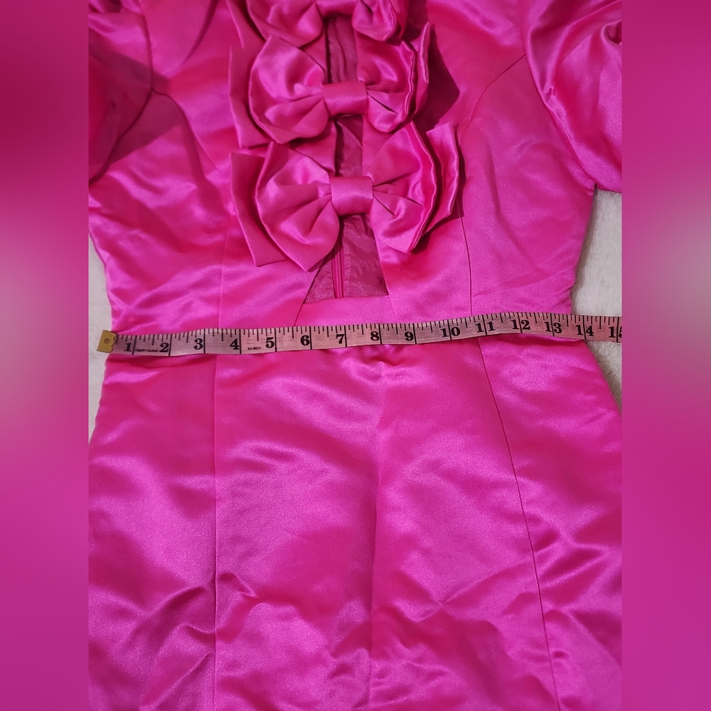 Pink Puff Sleeve Dress with Bow Details - Picture 4 of 10